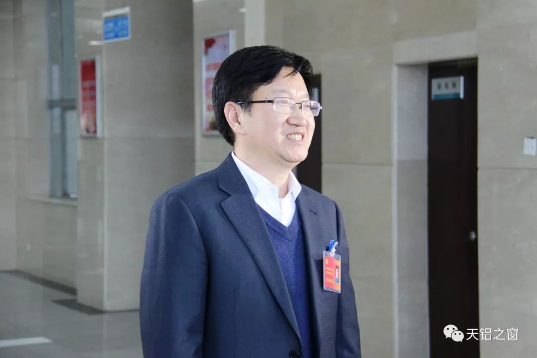 20181108144032_ki85a1kdj9